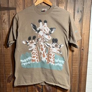 Vintage Fruit of the Loom Giraffe Graphic Tee